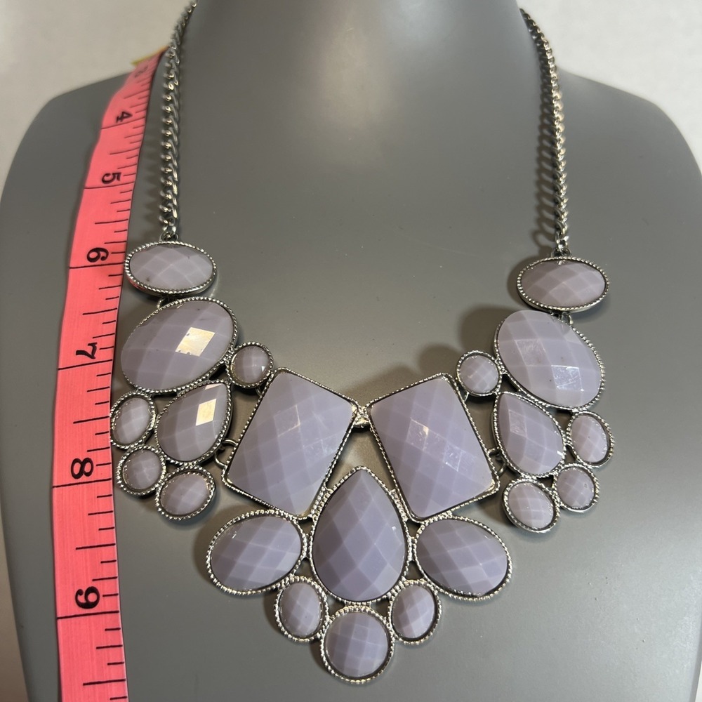 Elegant Lavender Statement Necklace Vintage Style Classic Gift Wedding - Picture 2 of 7